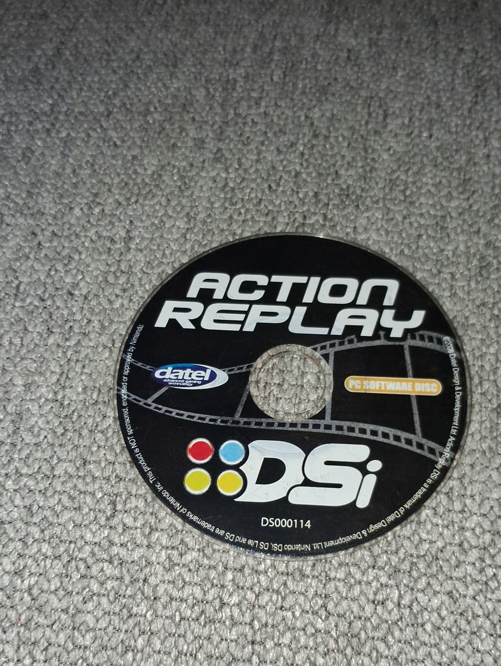 Butterfly Dsigns Black Action Replay DSi PC Disc